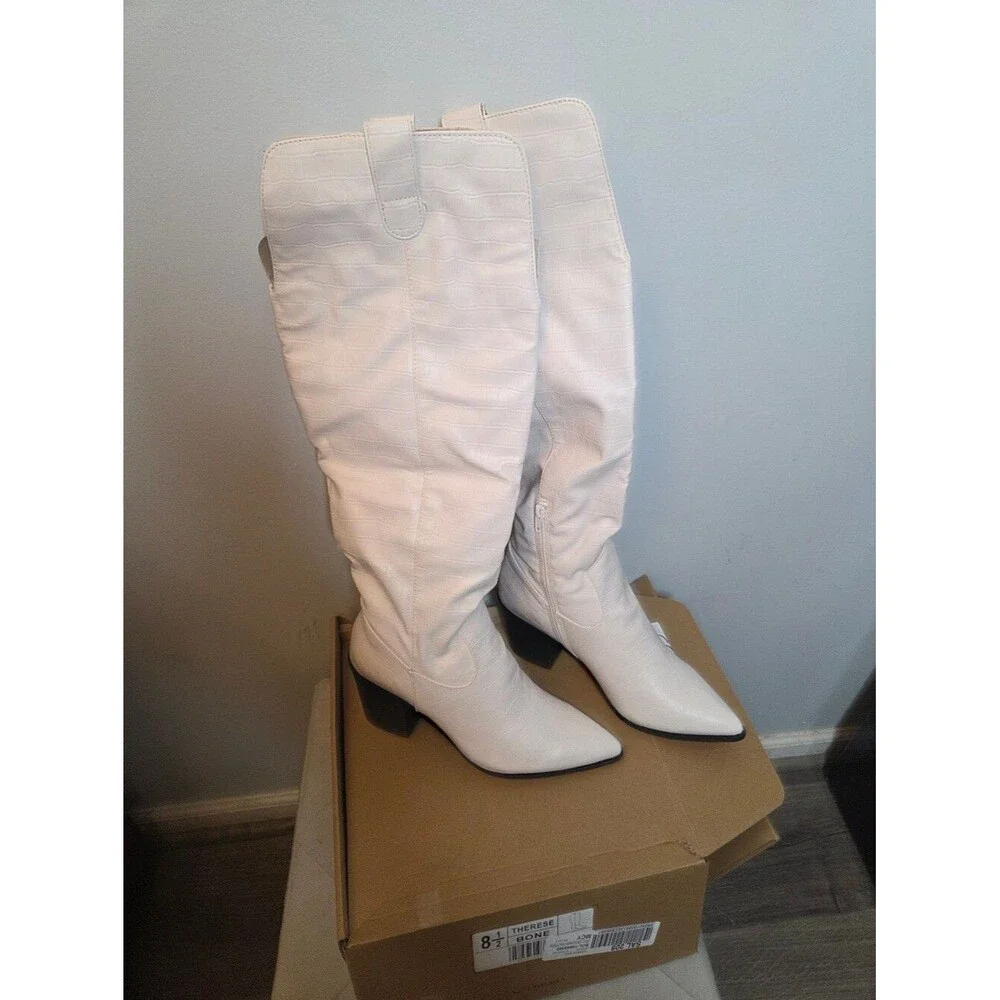 Journee Collection Therese knee-high boots in bone croc faux leather, 8.5 NIB